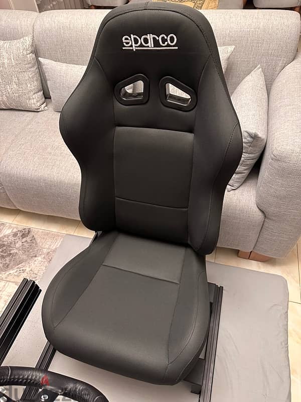 Logitech g920 + shifter + sparco seat with stand 7