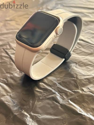 Apple Watch, serious, 9.41 Millie