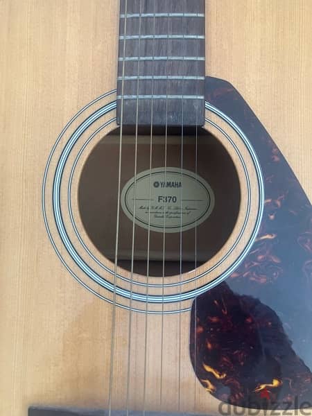 yamaha 370 acoustic guitar with case 2