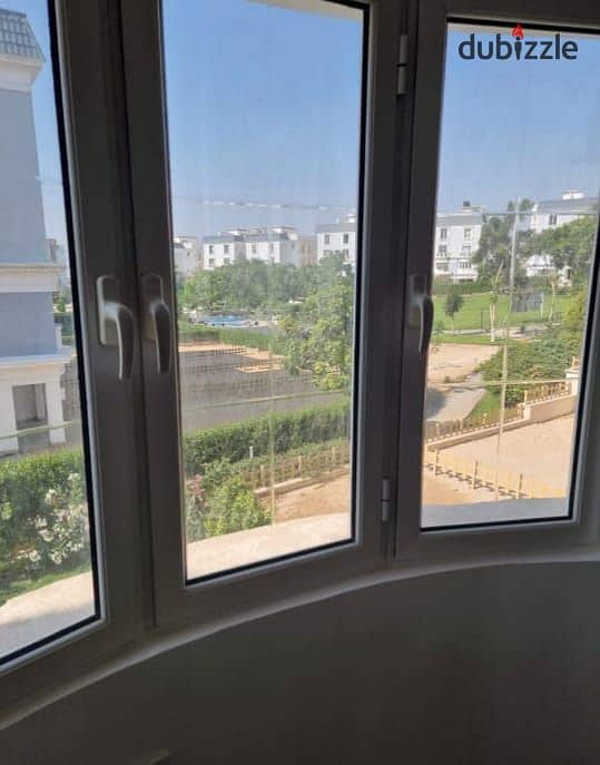 I villa for rent with a swimming pool view in Mountain View Giza Plateau  Compound,Ultra Super Lux 0