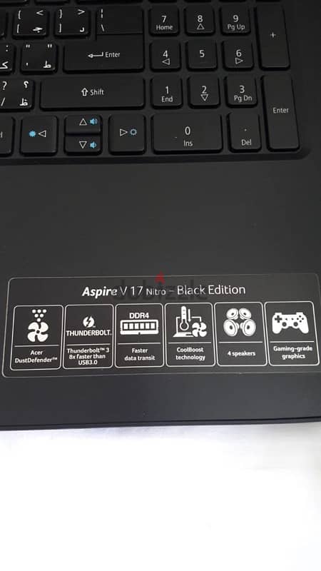 Aspire V 17 Nitro Black edition 5