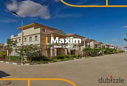 Independent villa 700 m in a prime location in Maxim Compound, North 90th Street, for sale at less than market price