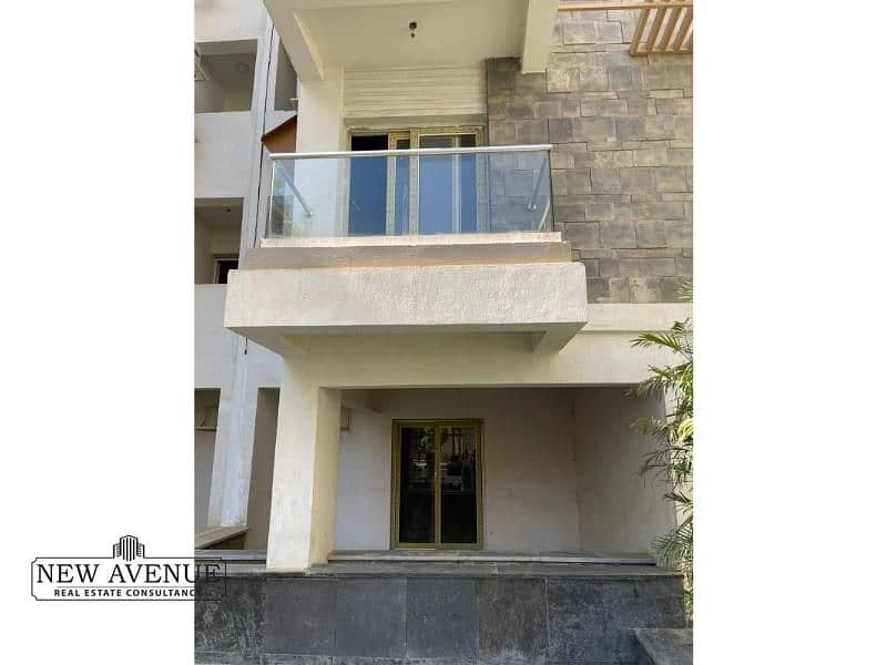 I villa middle ground - for sale - very prime location in Mountain View i city new cairo 0