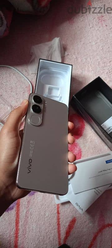 vivo v40lite 256 ram 8 جديد استخدام يومين بس 4