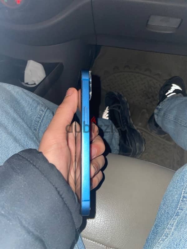 Iphone13 blue like new 98% 1