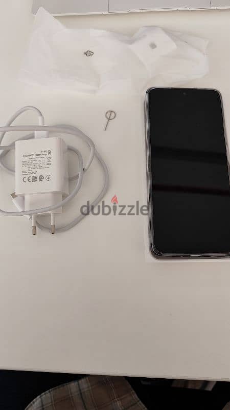 HUAWEI Nova 12 i 3