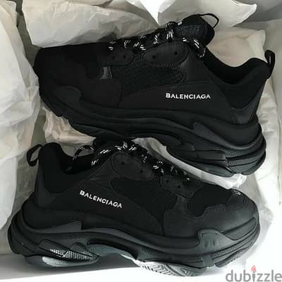 Balenciaga triple S