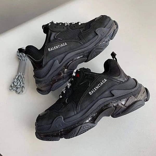 Balenciaga triple S 2