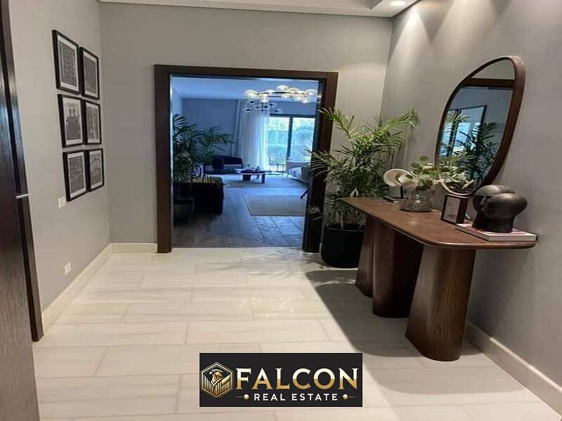 For quick sale, a bargain apartment, immediate delivery, fully finished, in New Cairo, in the Fifth Settlement, from La Vista, in Patio 7 Compound 0