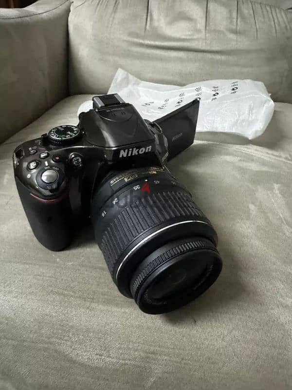 Camera Nikon D5200 like New 2