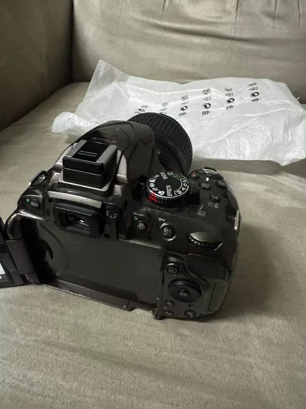 Camera Nikon D5200 like New 3