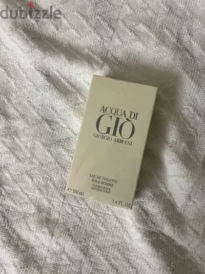 Acquainted di gio Giorgio Armani perfume