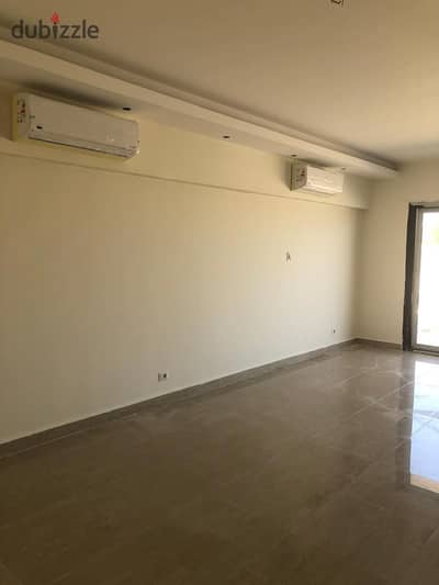 lowest price town Masonite corner for sale in Hyde Park new cairo