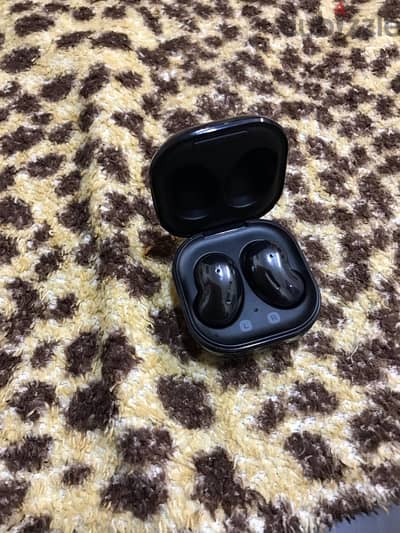 Samsung Galaxy Buds live mystic سامسونج جلاكسي بادز لايف مايستيك