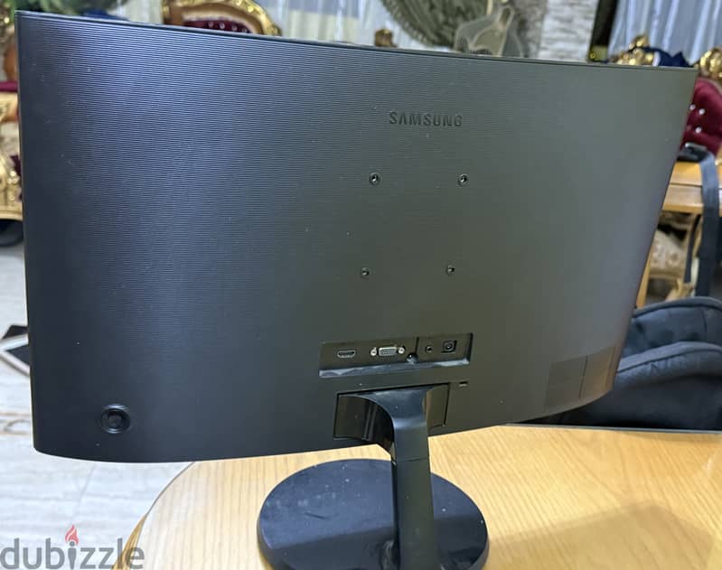 Samsung Monitor 24 inch Curved - شاشة سامسونج ٢٤ بوصة منحنية 2