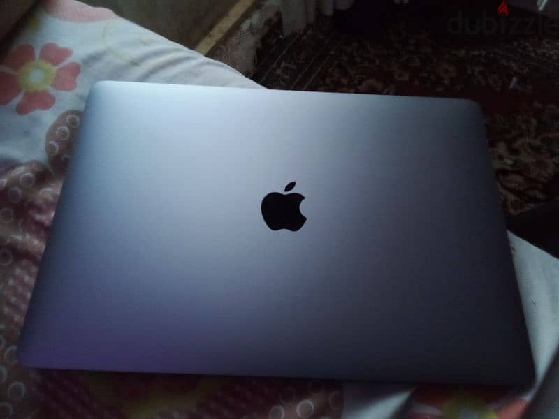 Macbook air M1 2020 1