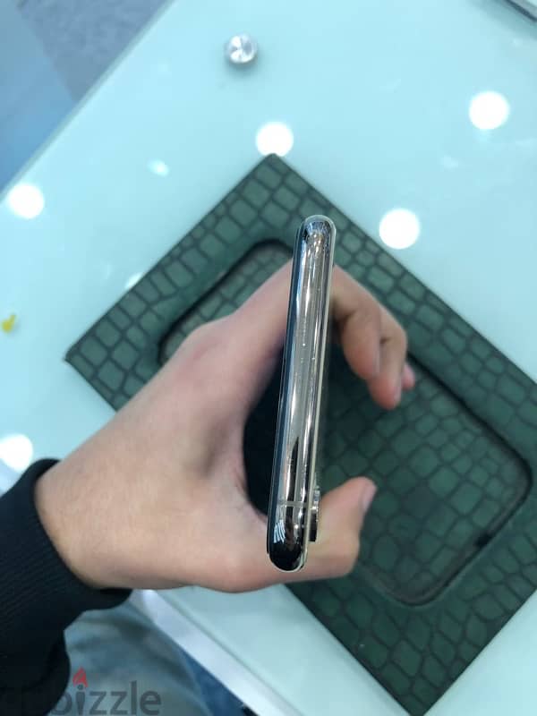 iPhone xs max 6