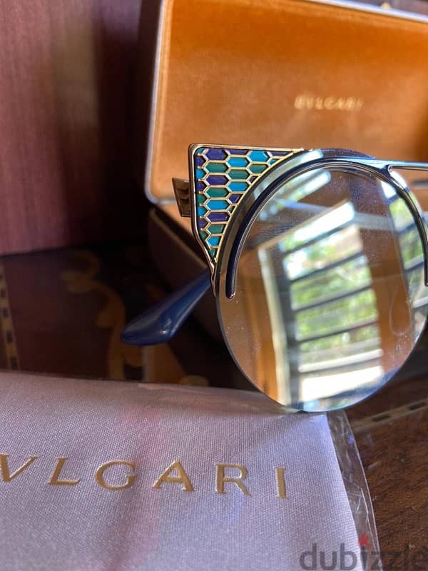 bvlgari sunglasses never worn them 1