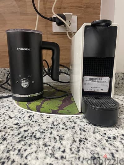 ماكينة قهوة نيسبريسو nesspresso essinza mini