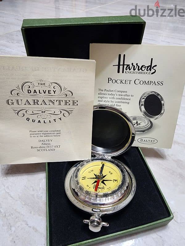 HARRODS KNIGHTSBRIDGE POCKET COMPASS 1