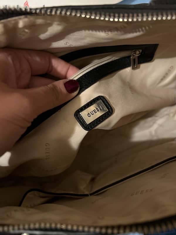 guess bag used twice 3