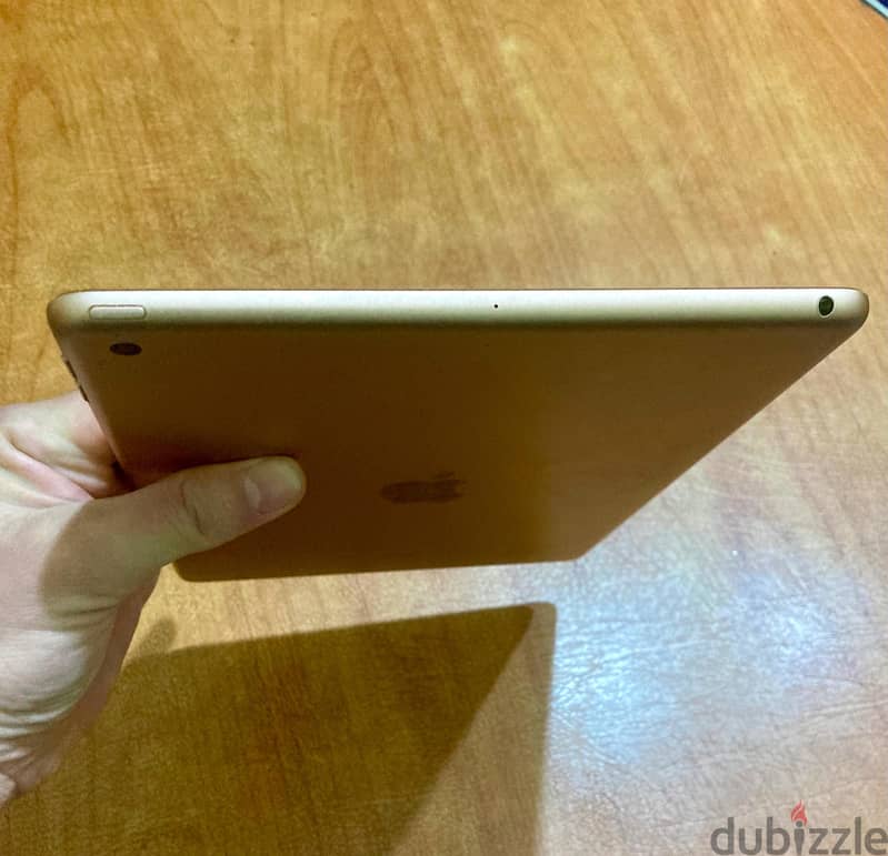 ايباد ١٠،٢ بوصه الجيل السابع ٣٢ جيجا ipad 7 7