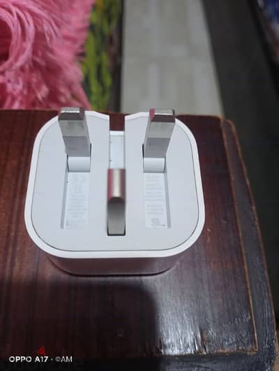 شاحن ايفون iPhone charger