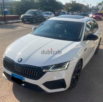 Skoda Octavia 2021 Vrs kit Special Edition (بها فتحة سقف )