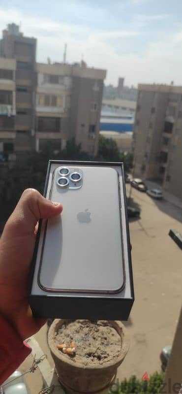 ايفون 11pro 9