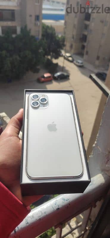 ايفون 11pro 10