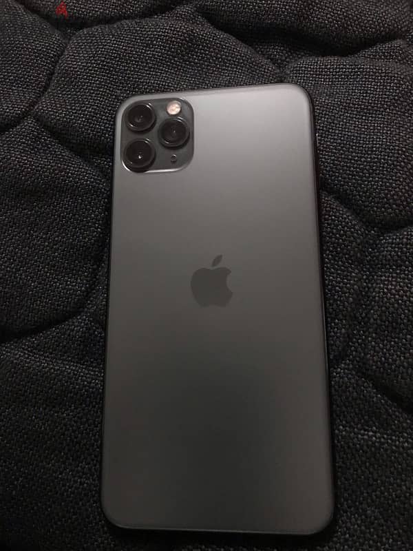 iPhone 11 Pro Max 0