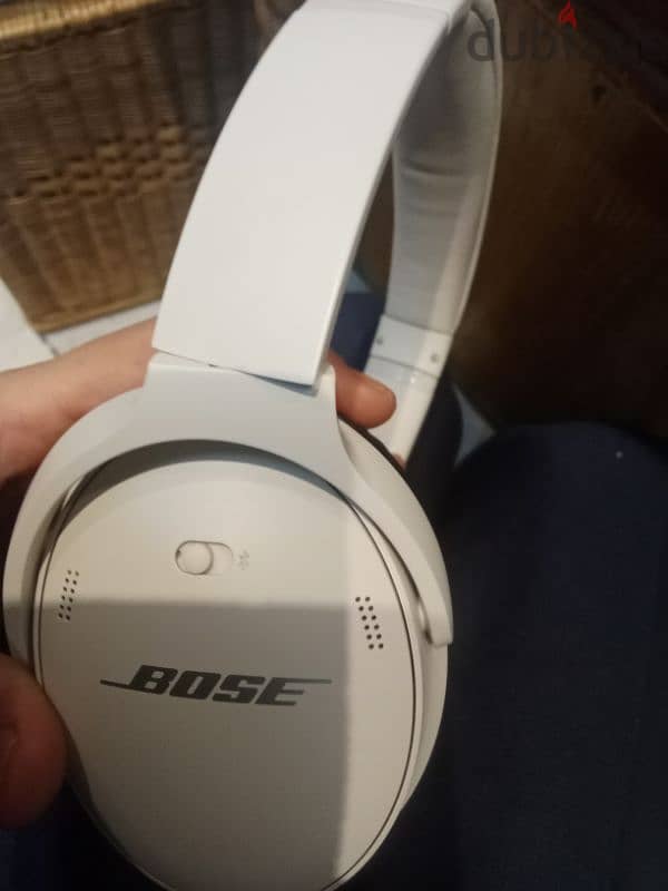 سماعات Bose نضيفه جدا 1