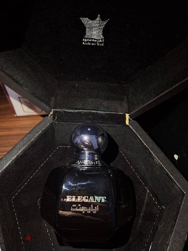 perfume Black elegant from Saudi Arabia 6