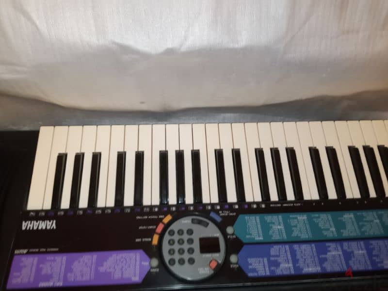 Yamaha psr 77 New 2