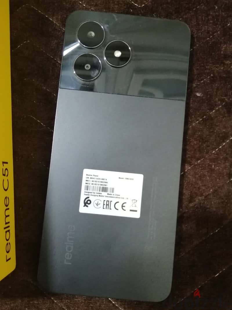 Realme C51 مساحة 128 / رام 4 12