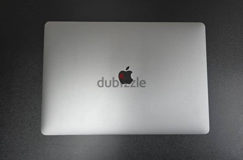 MacBook Pro 2019 15 Inch 0