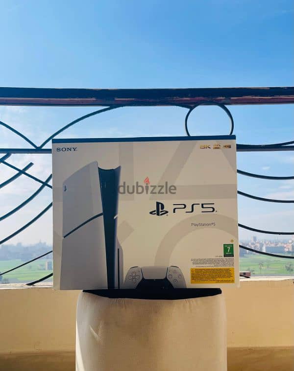 ps5 slim cd new sealed جهاز بلايستيشن ٥ سلم نسخه كامله متبرشم 0