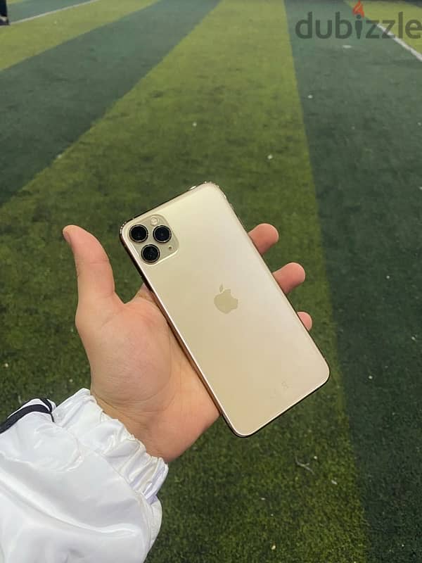 iPhone 11 Pro Max 1