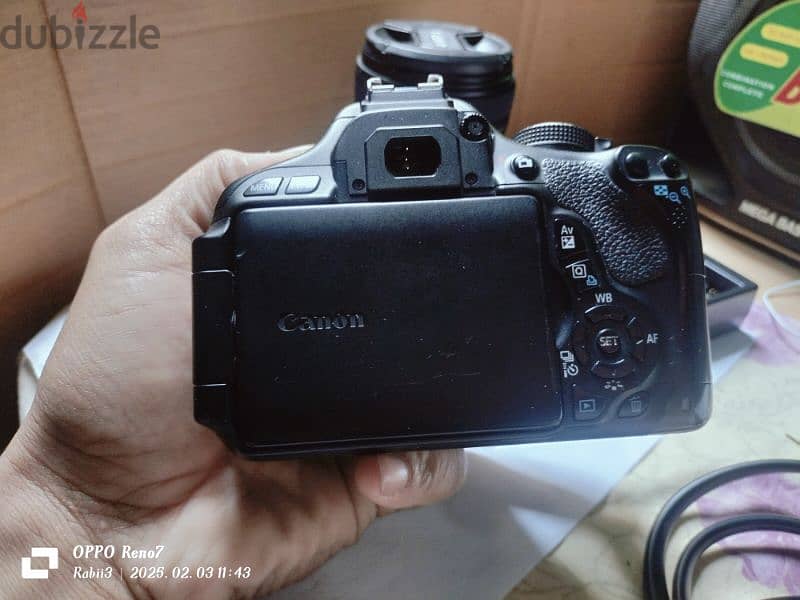 Camera canon 600D 1