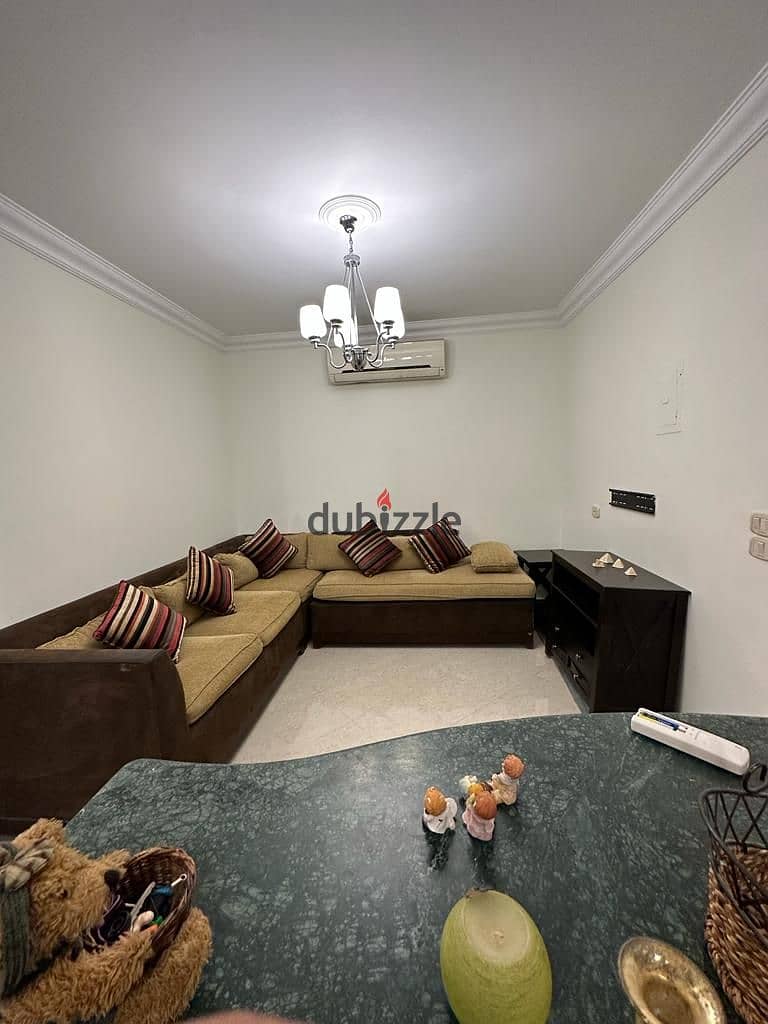 A furnished duplex with penthouse for rent with kitchen and air conditioners in Zizinya compound in New Cairo, near the American University. 0