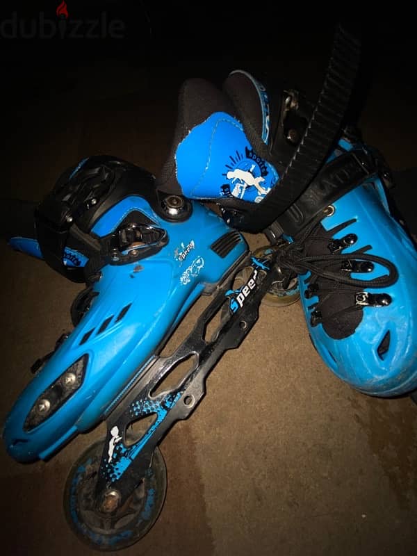 skate roller skate boots blue 1