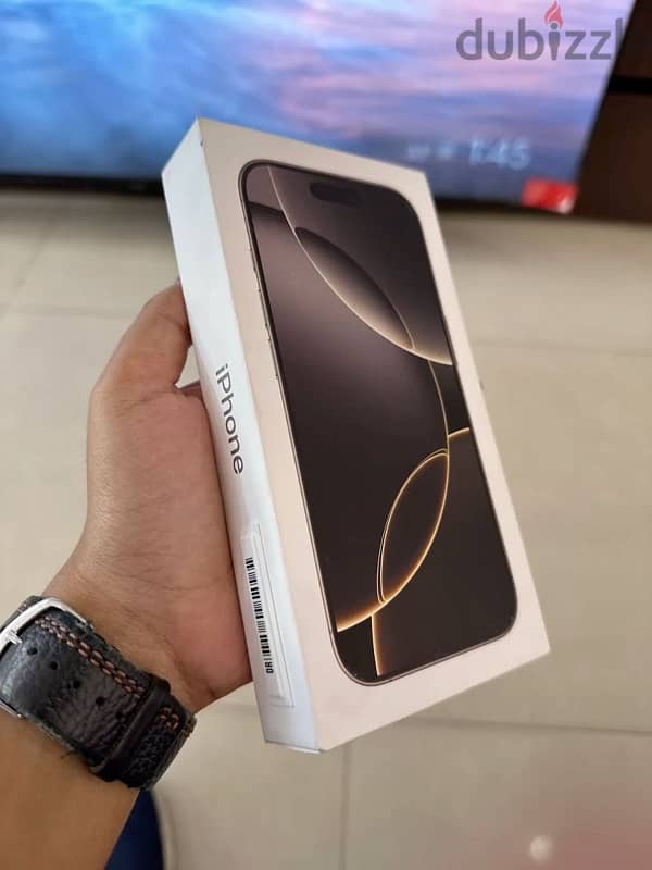 للبيع في عرض اليوم IPhone 16 Promax 256 GB جديد زيرو ضريبه بضمان سنه 1