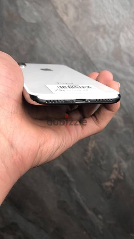 للبيع في عرض اليوم iPhone  X 256 GB  بطاريه 90% انتاج 2023 اصلي من ابل 1