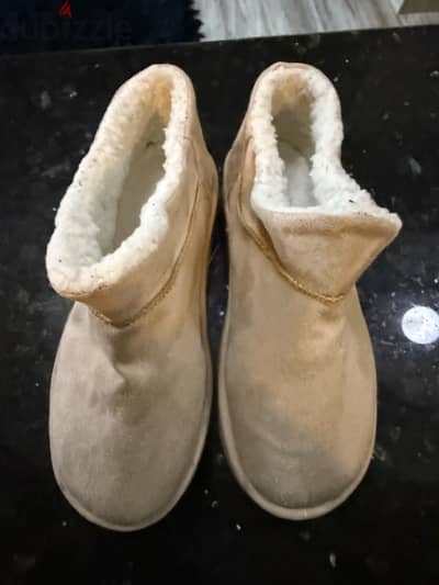 ugg boot for sale like new