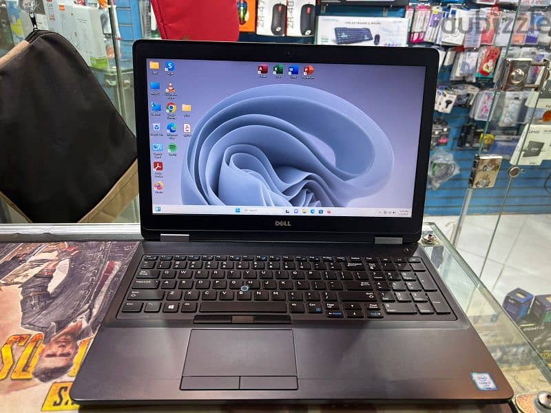 DELL LATITUDE E5570 I7 HQ 0