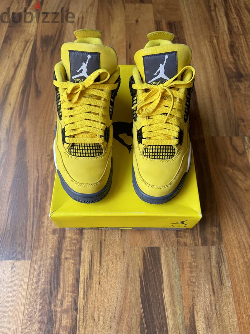 Air Jordan 4 Lightning Authentic - الاصليه 1