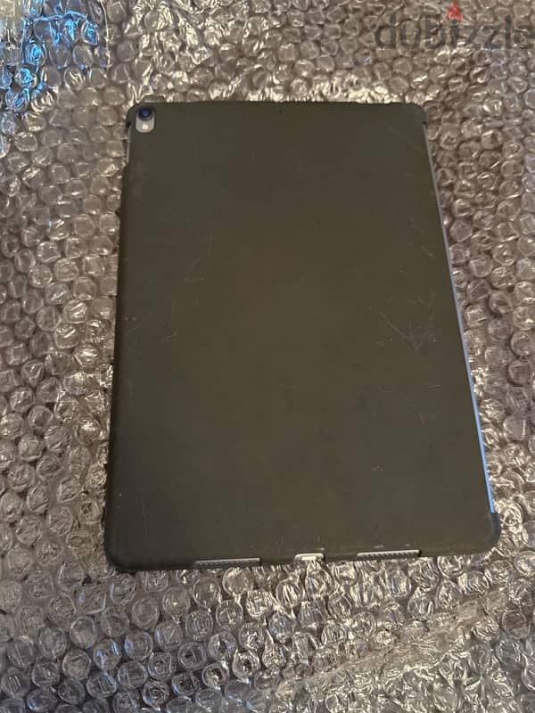 iPad Pro 10.5 inch from USA 1