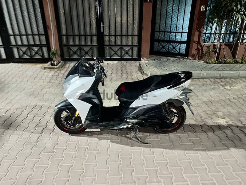 SYM 200cc injection 2022 0