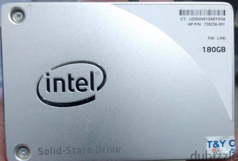 SSD 180 GB intel 0