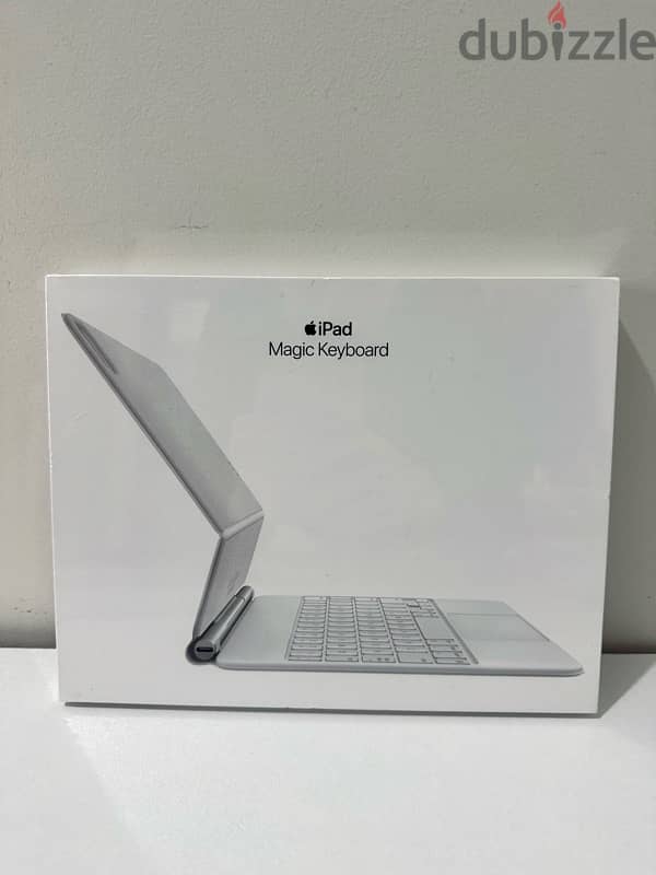 Apple Magic Keyboard 11 inch sealed new 0